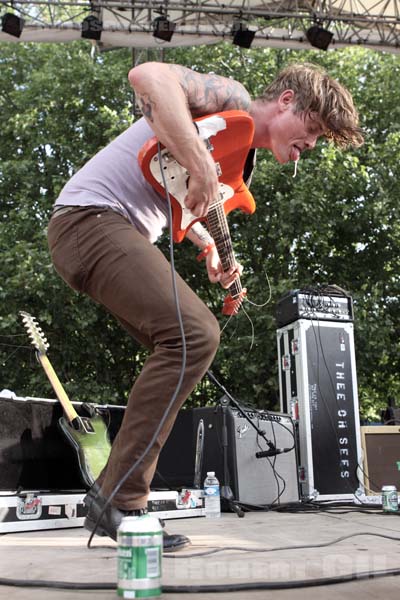 THEE OH SEES - 2010-06-06 - PARIS - Parc de la Villette - 